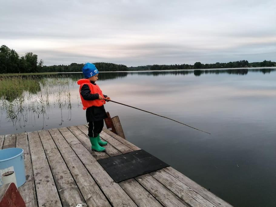 Medumi Lake