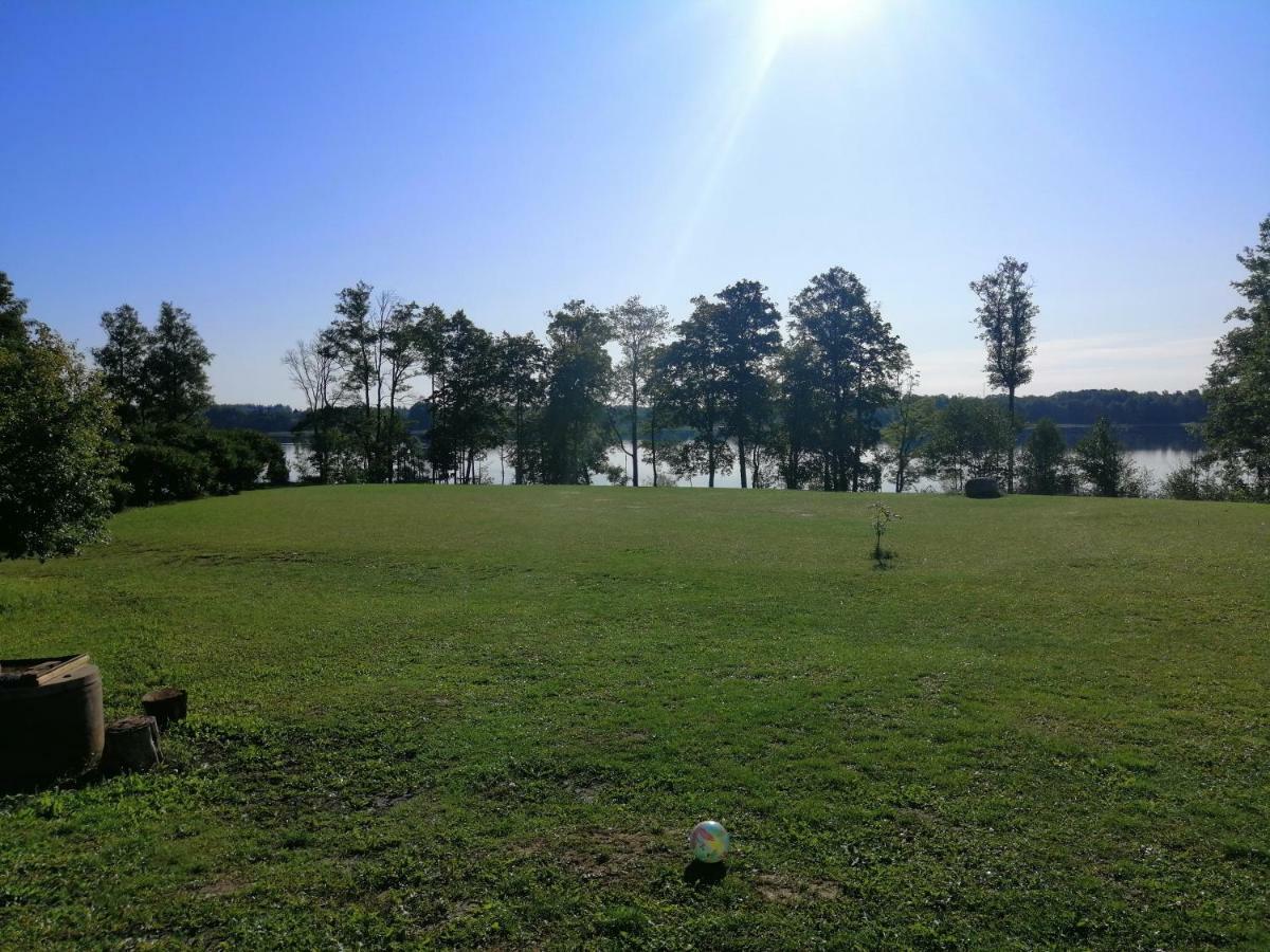 Medumi Lake